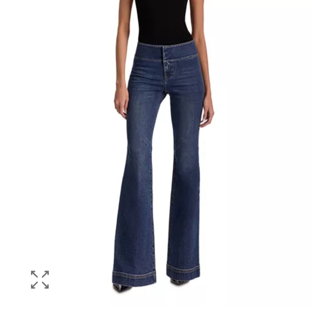 Alice + Olivia Low Rise Jean in Dark Rinse